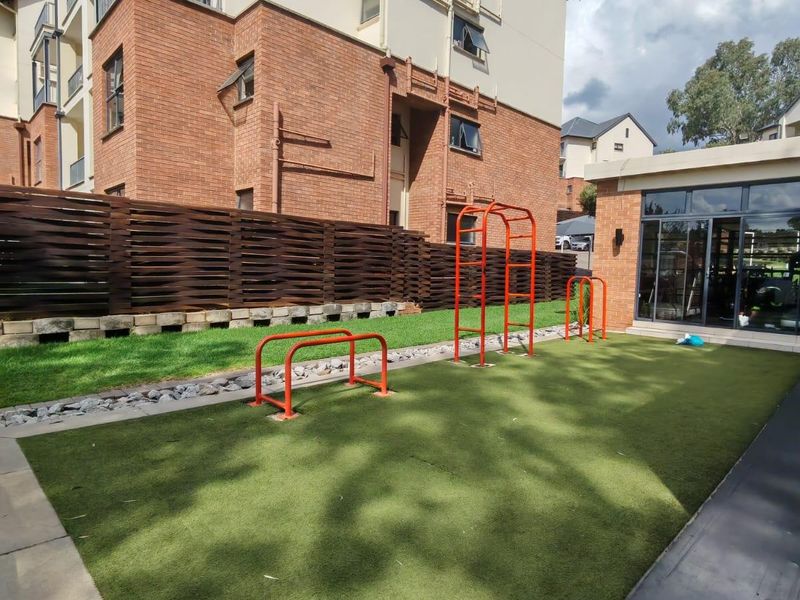 Apartment For Sale In Midrand - Photo 2