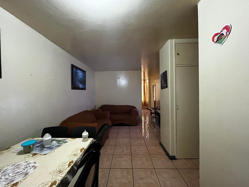 Apartment For Sale In Pretoria - Photo 9