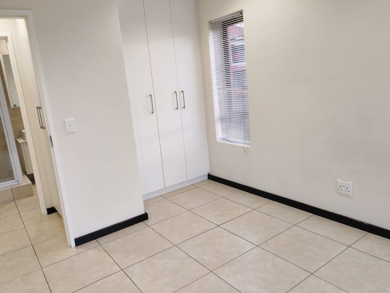 Apartment Rental Monthly In Midrand - Photo 9