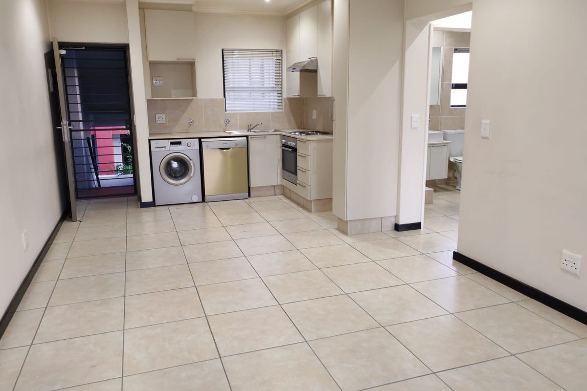 Apartment Rental Monthly In Midrand - Photo 3