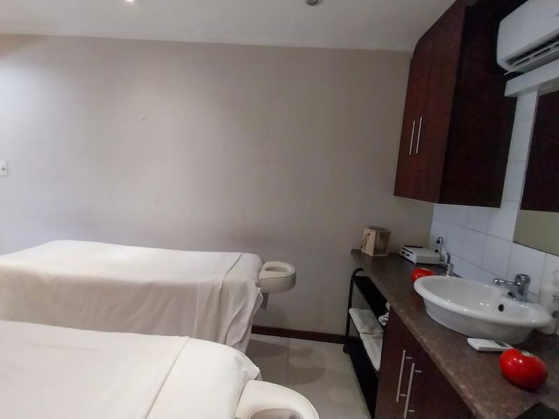 Commercial Rental Monthly In Margate - Photo 5