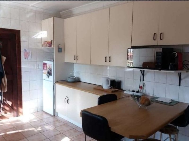 House Rental Monthly In Nigel - Photo 10