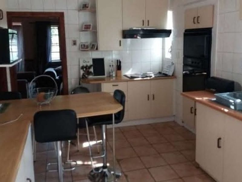 House Rental Monthly In Nigel - Photo 9