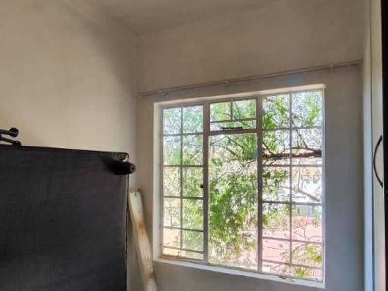 Apartment For Sale In Kempton Park - Photo 7