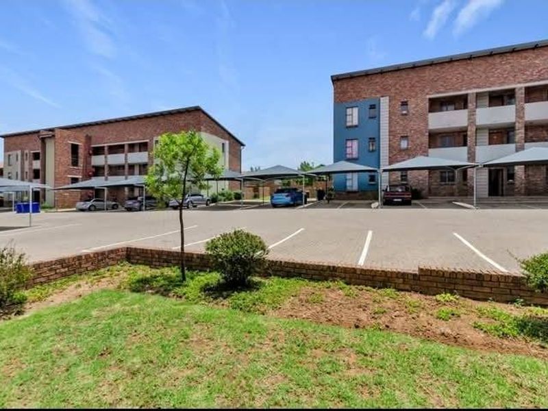 Apartment For Sale In Centurion - Photo 2