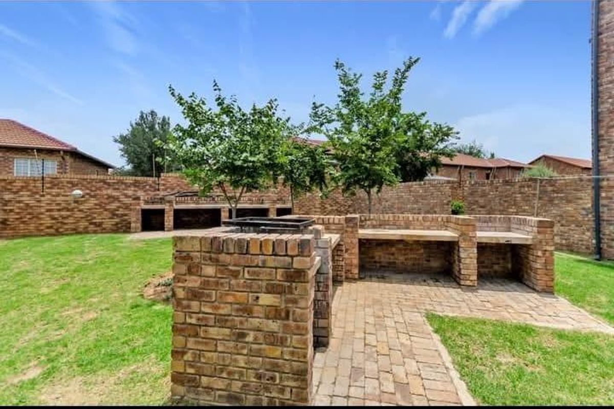 Apartment For Sale In Centurion - Photo 4