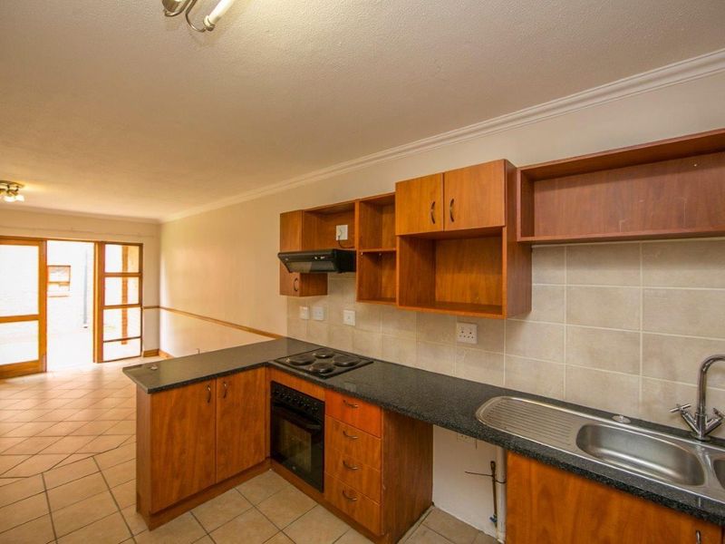 Apartment Rental Monthly In Midrand - Photo 6