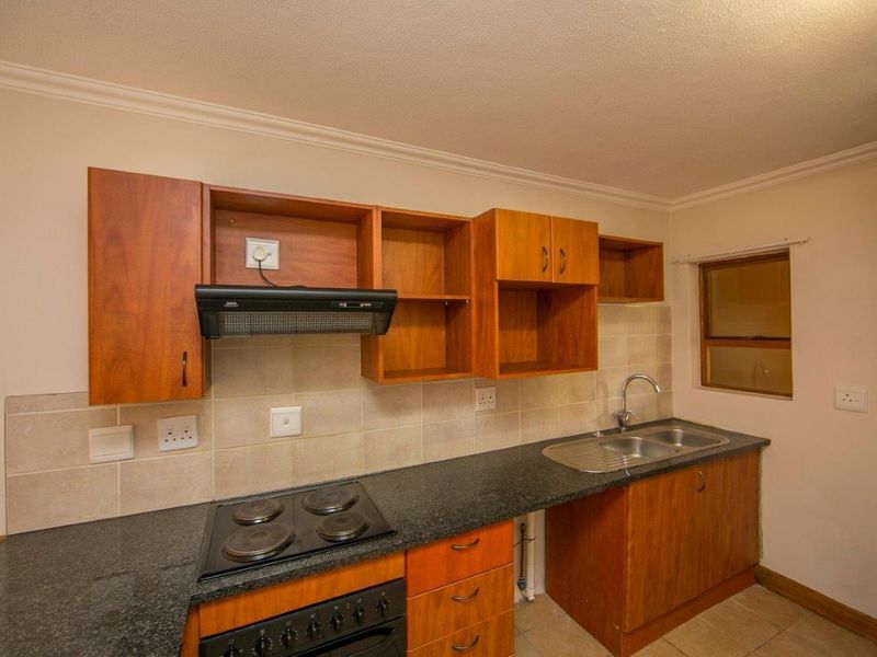 Apartment Rental Monthly In Midrand - Photo 5
