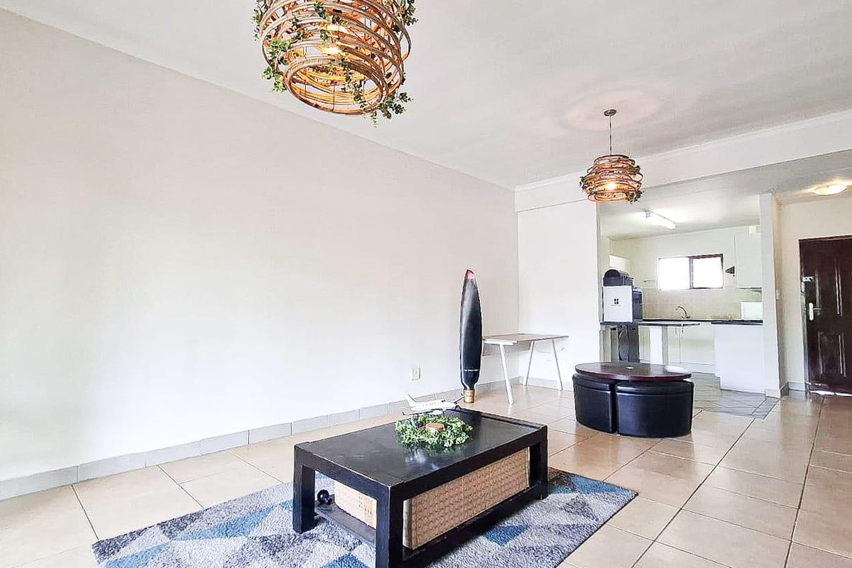 Apartment For Sale In Sandton - Photo 3