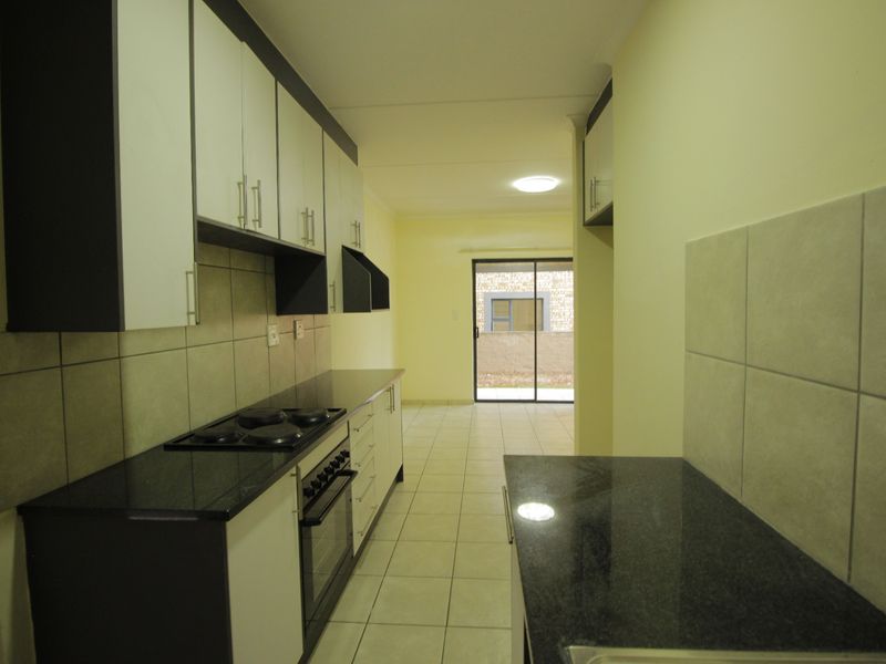 Apartment For Sale In Benoni - Photo 2