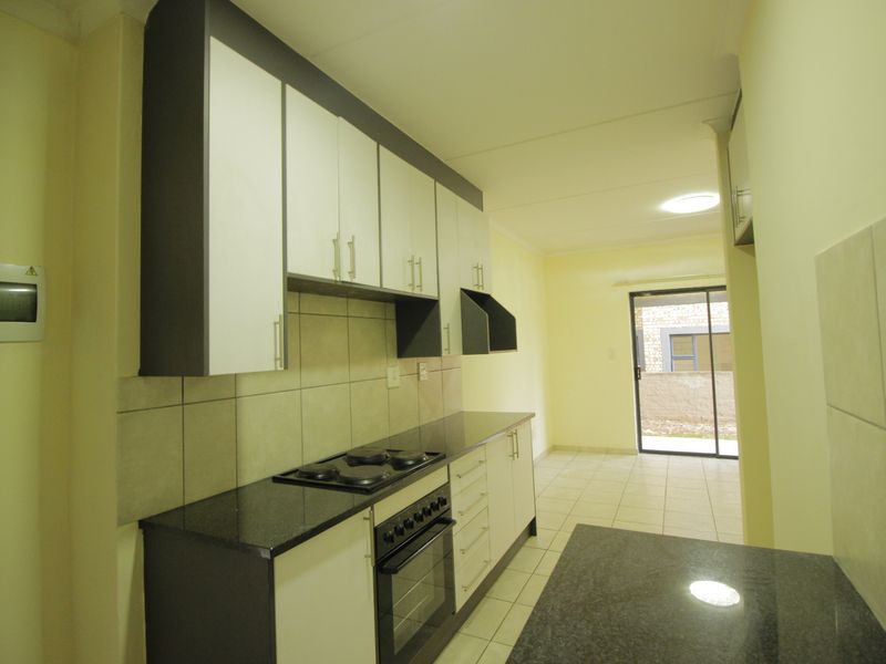Apartment For Sale In Benoni - Photo 5