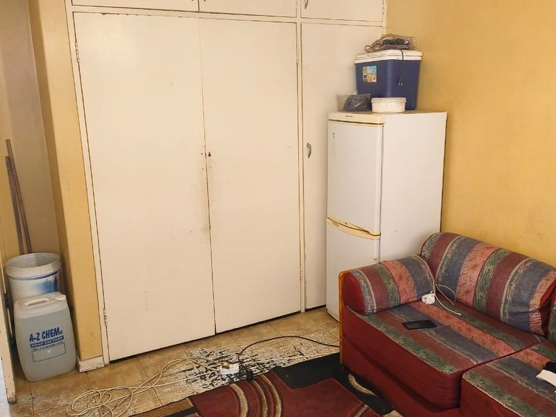 Apartment For Sale In Pretoria - Photo 4