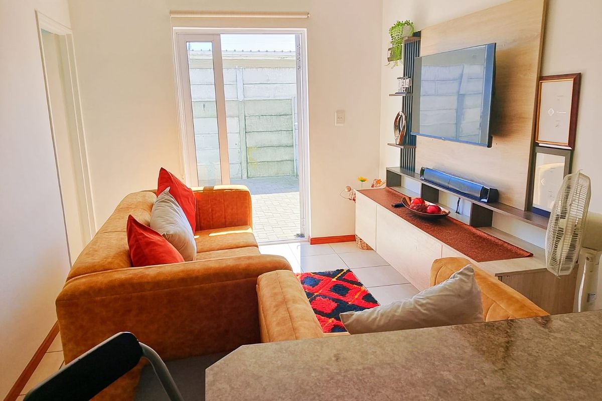 Apartment For Sale In Blackheath - Photo 3