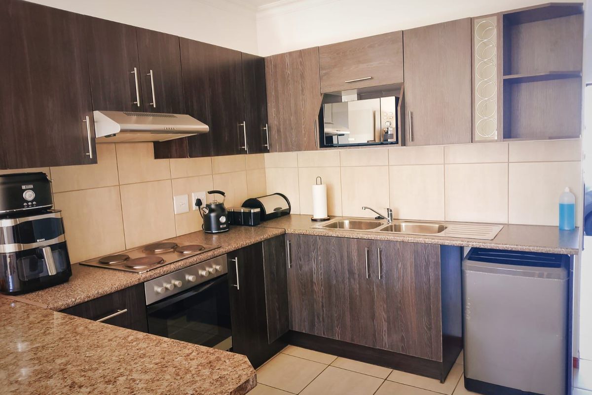 Apartment For Sale In Blackheath - Photo 4