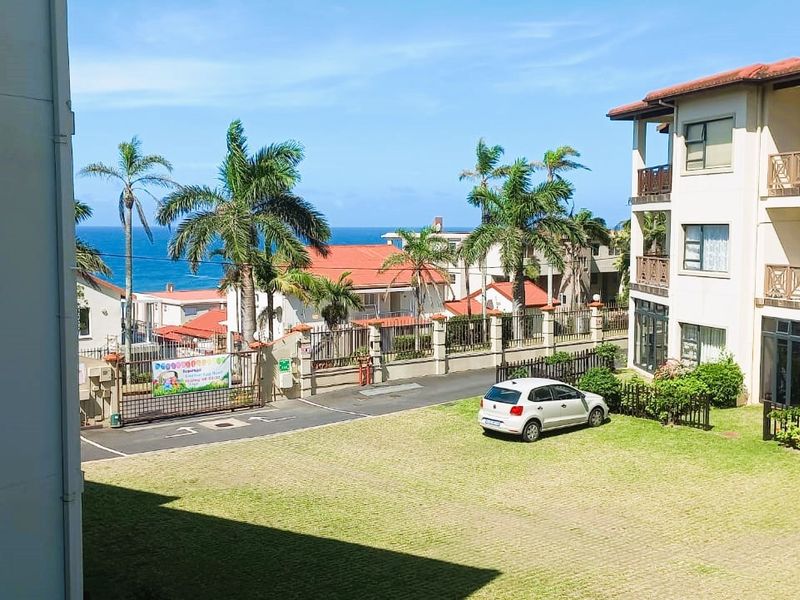 Apartment For Sale In Margate - Photo 3