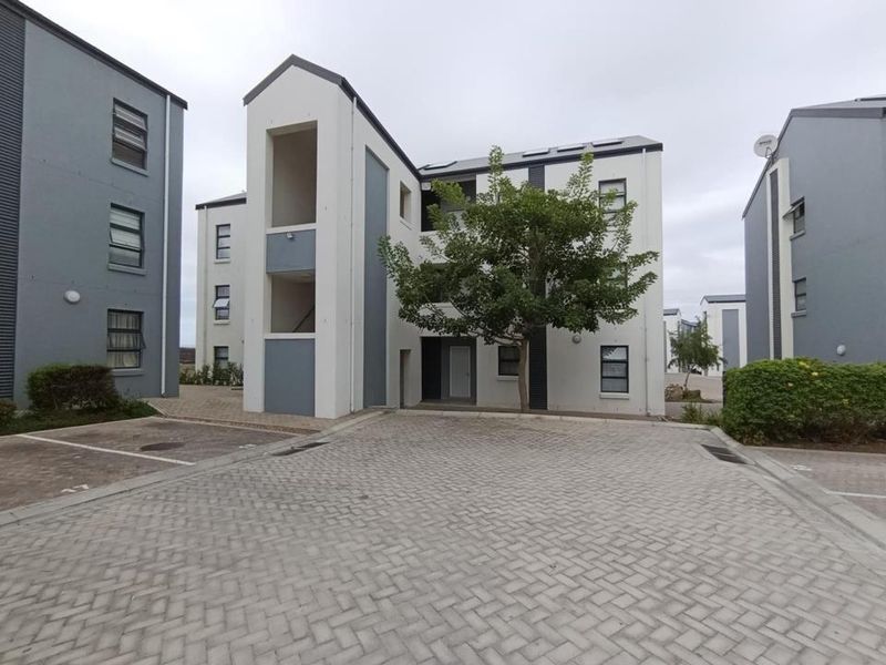 Apartment Sold In Eersterivier - Photo 2
