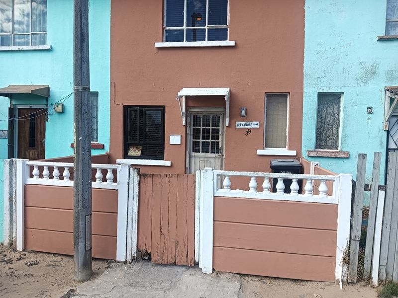 House Sold In Mitchells Plain - Photo 1