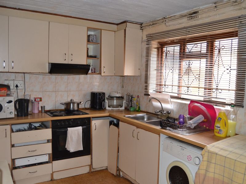 House Sold In Mitchells Plain - Photo 9