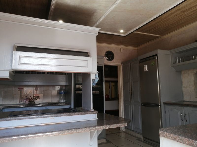 House For Sale In Soweto - Photo 5