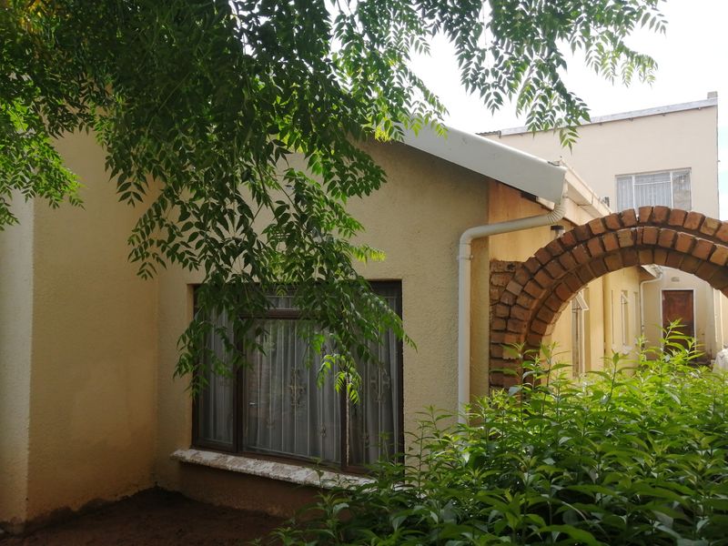 House For Sale In Soweto - Photo 4