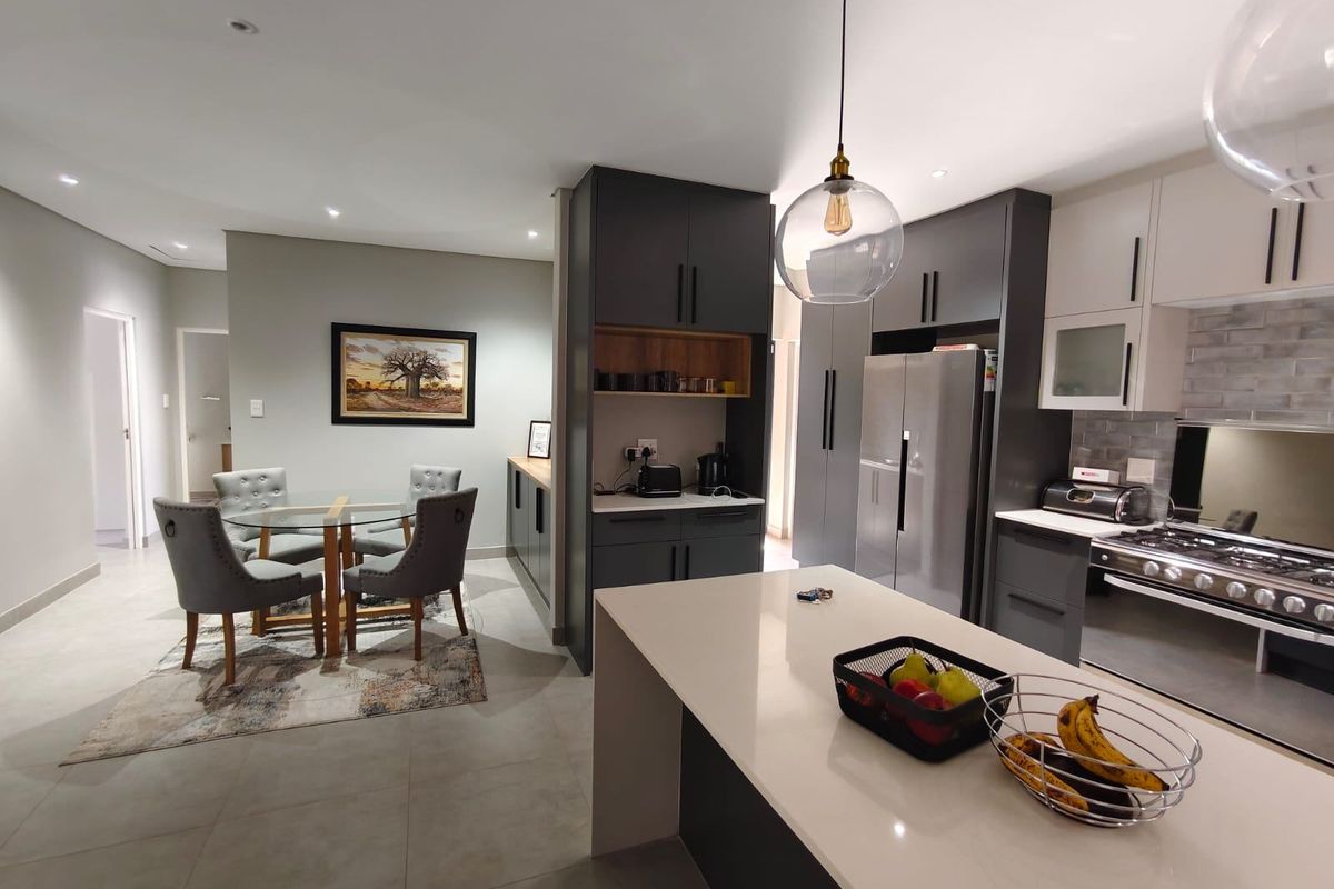 Townhouse For Sale In Bloemfontein - Photo 2