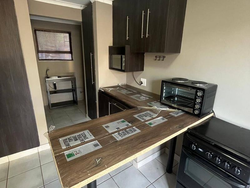 House Rental Monthly In Eikenhof - Photo 1