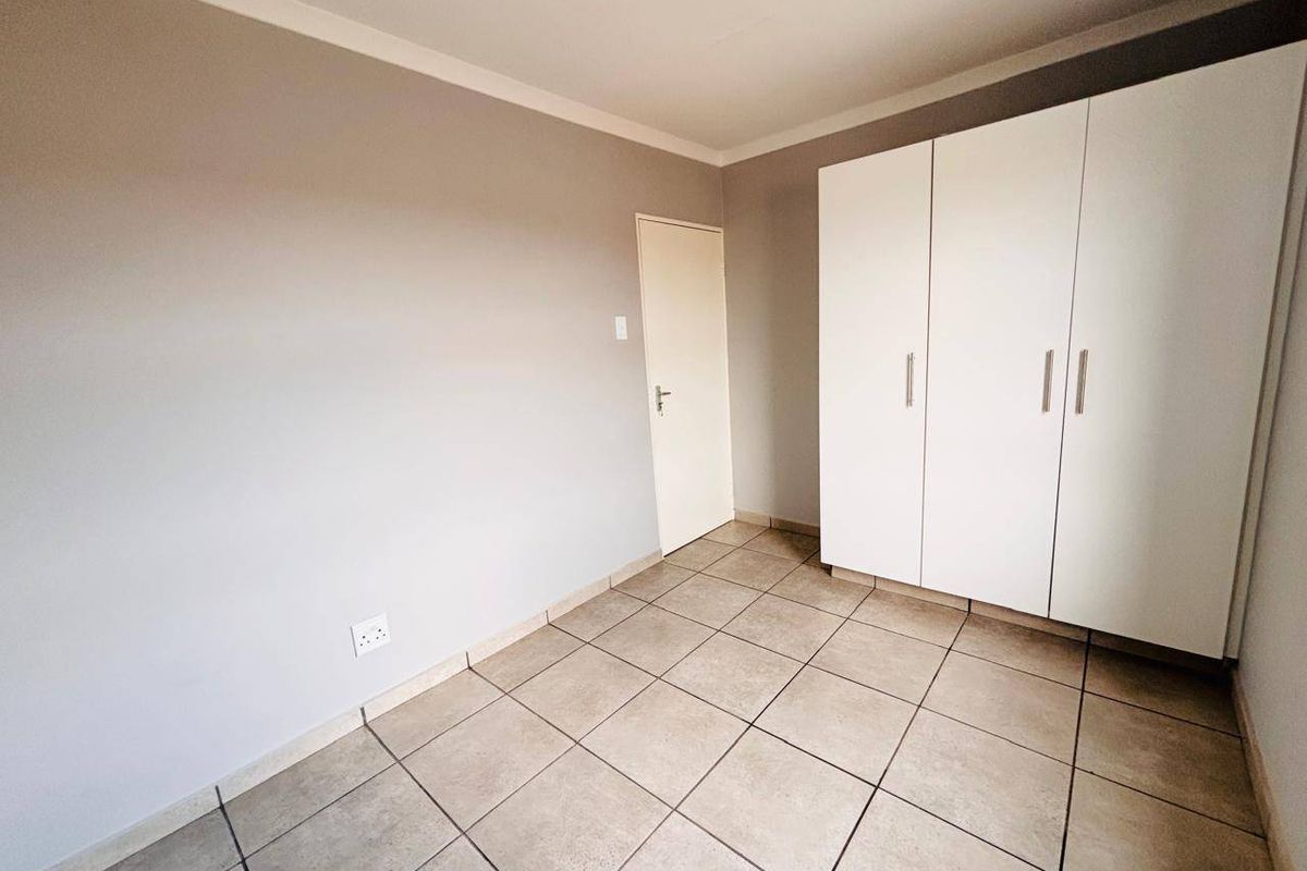 Apartment Pending Sale In Midrand - Photo 5