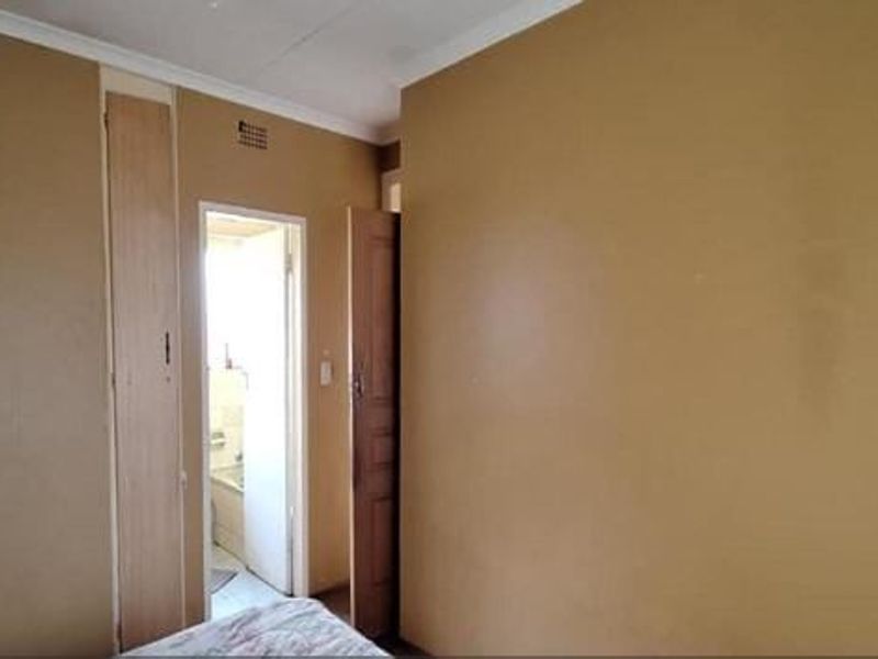 House For Sale In Benoni - Photo 8