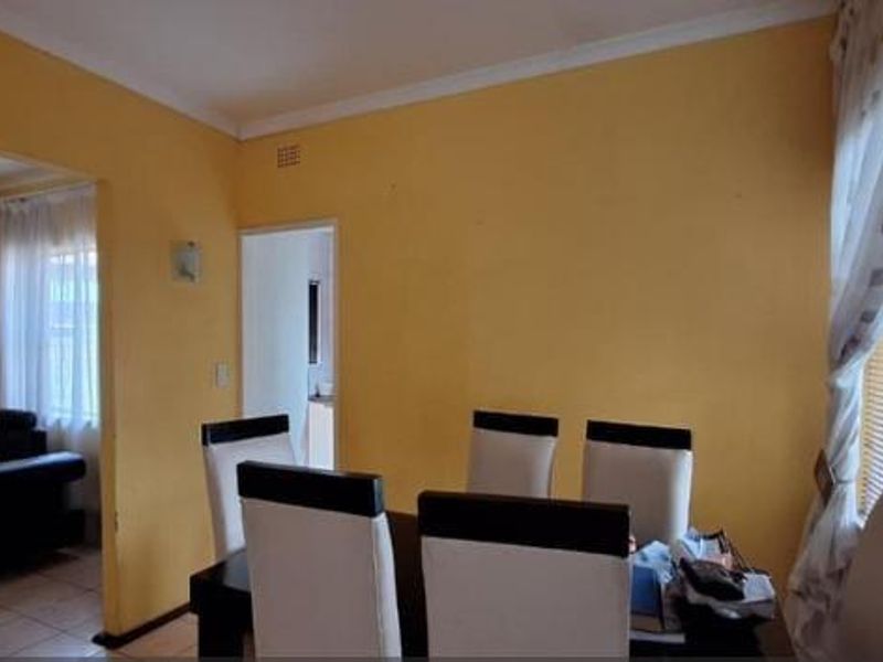 House For Sale In Benoni - Photo 5