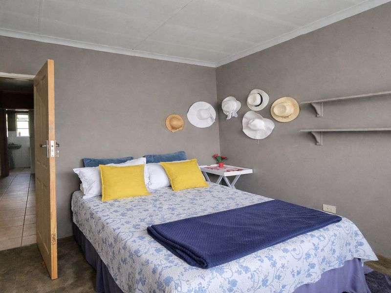 Townhouse For Sale In Middelburg - Photo 9