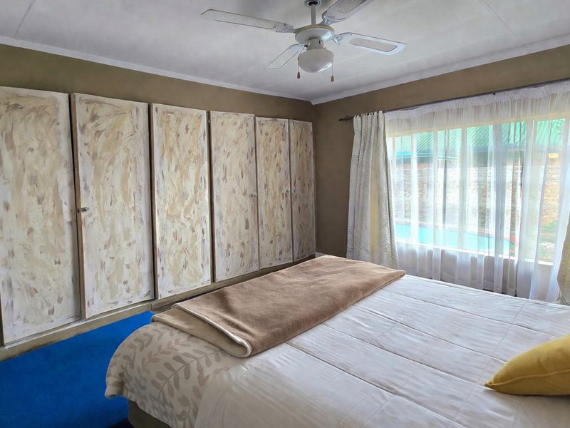 Townhouse For Sale In Middelburg - Photo 6