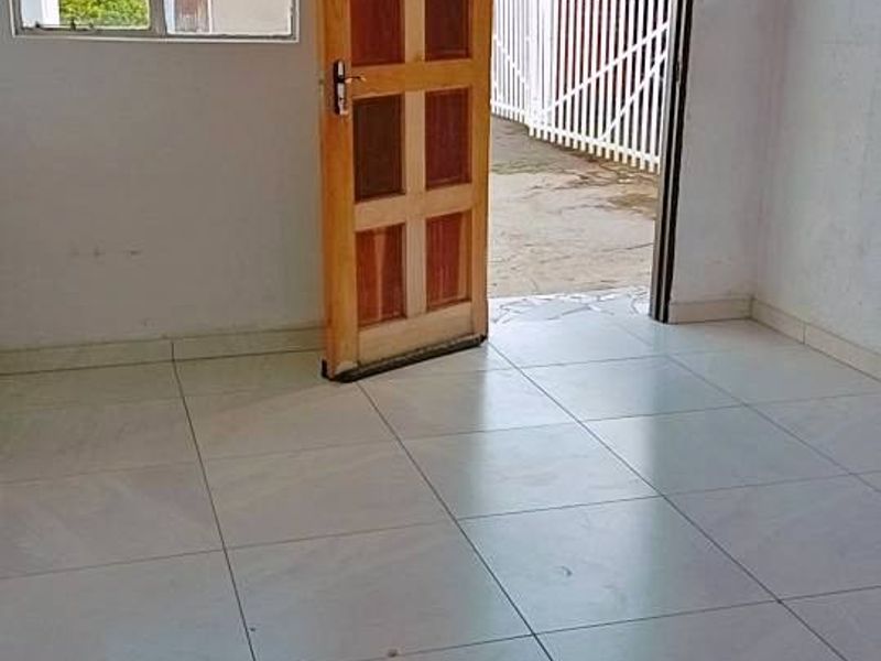 Apartment Rental Monthly In Krugersdorp - Photo 2