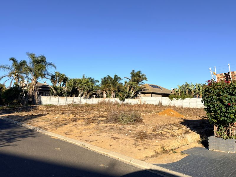 House For Sale In Cape Town - Photo 3