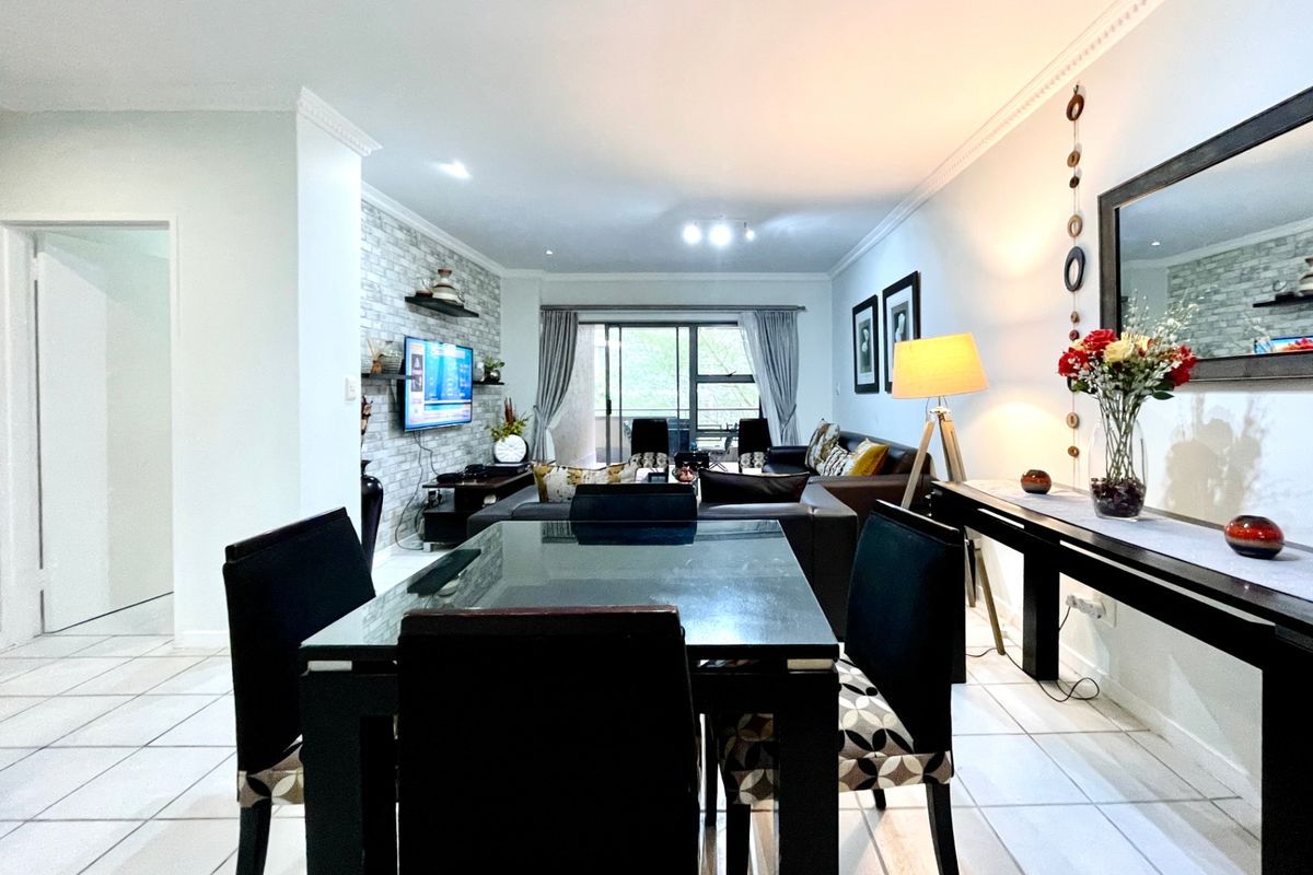 Apartment Rental Monthly In Sandton - Photo 5