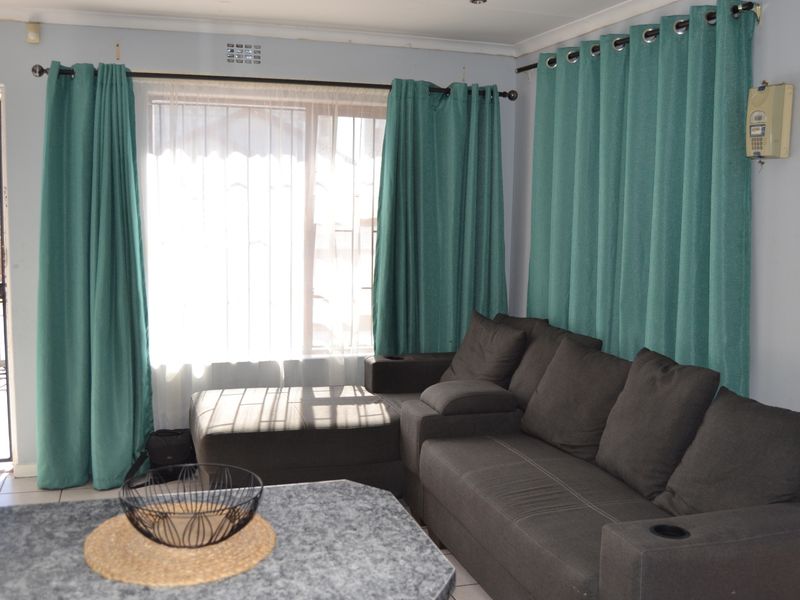 House Sold In Kuils River - Photo 5
