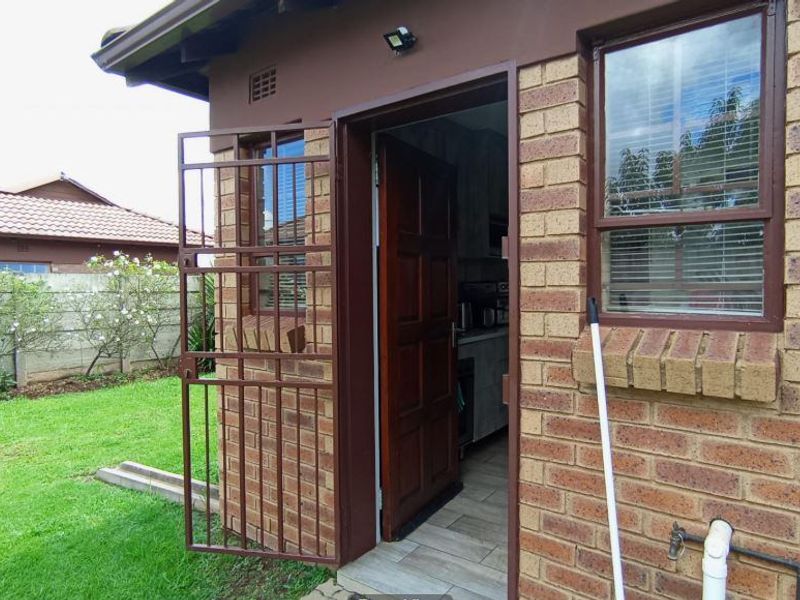 House For Sale In Midrand - Photo 4
