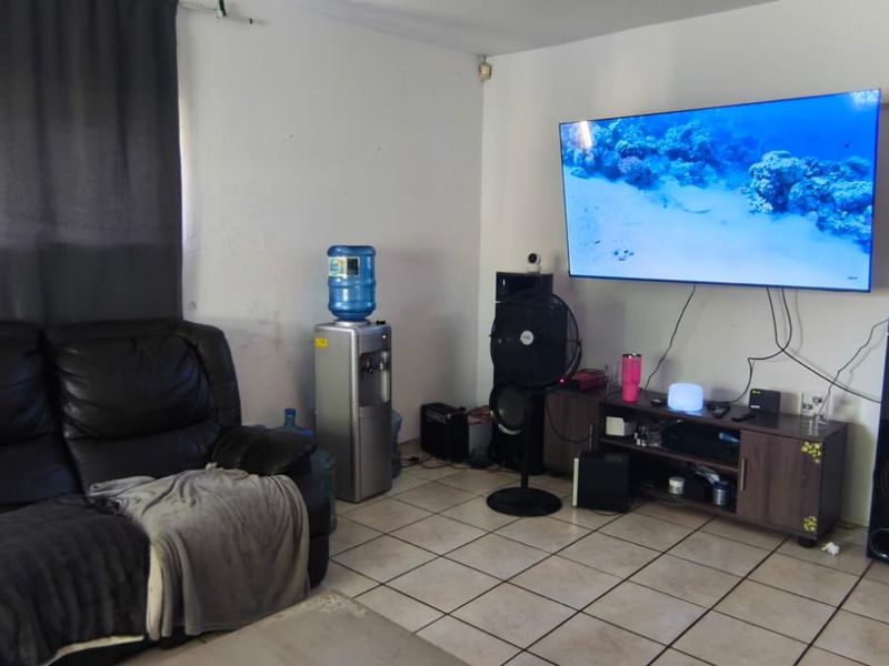 House For Sale In Trafalgar - Photo 5