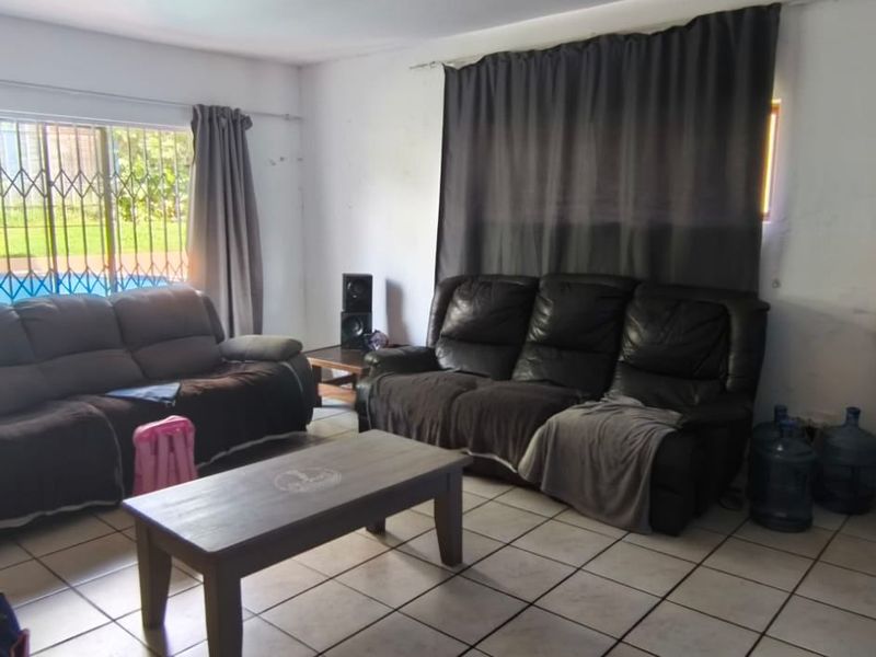 House For Sale In Trafalgar - Photo 4