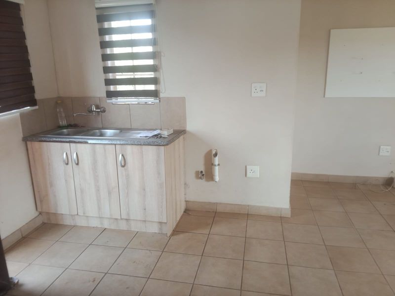 House For Sale In Alberton - Photo 10