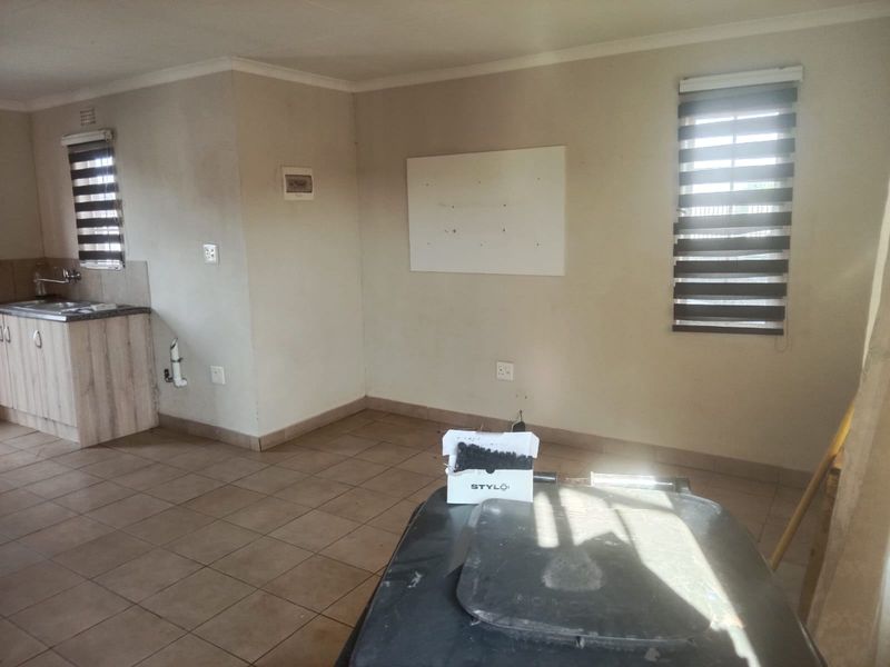 House For Sale In Alberton - Photo 9