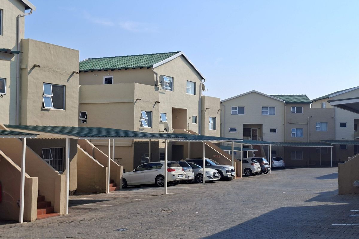 Apartment Rental Monthly In Randburg - Photo 4