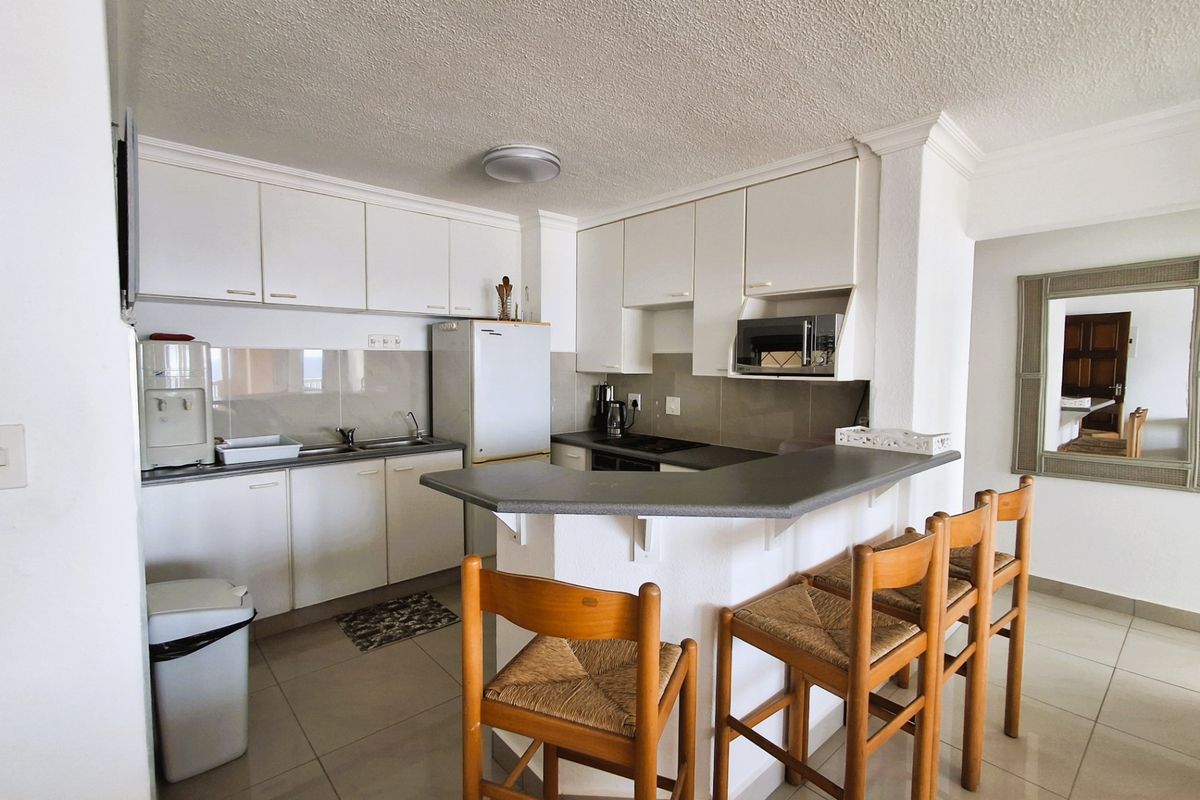 Apartment For Sale In Margate - Photo 4