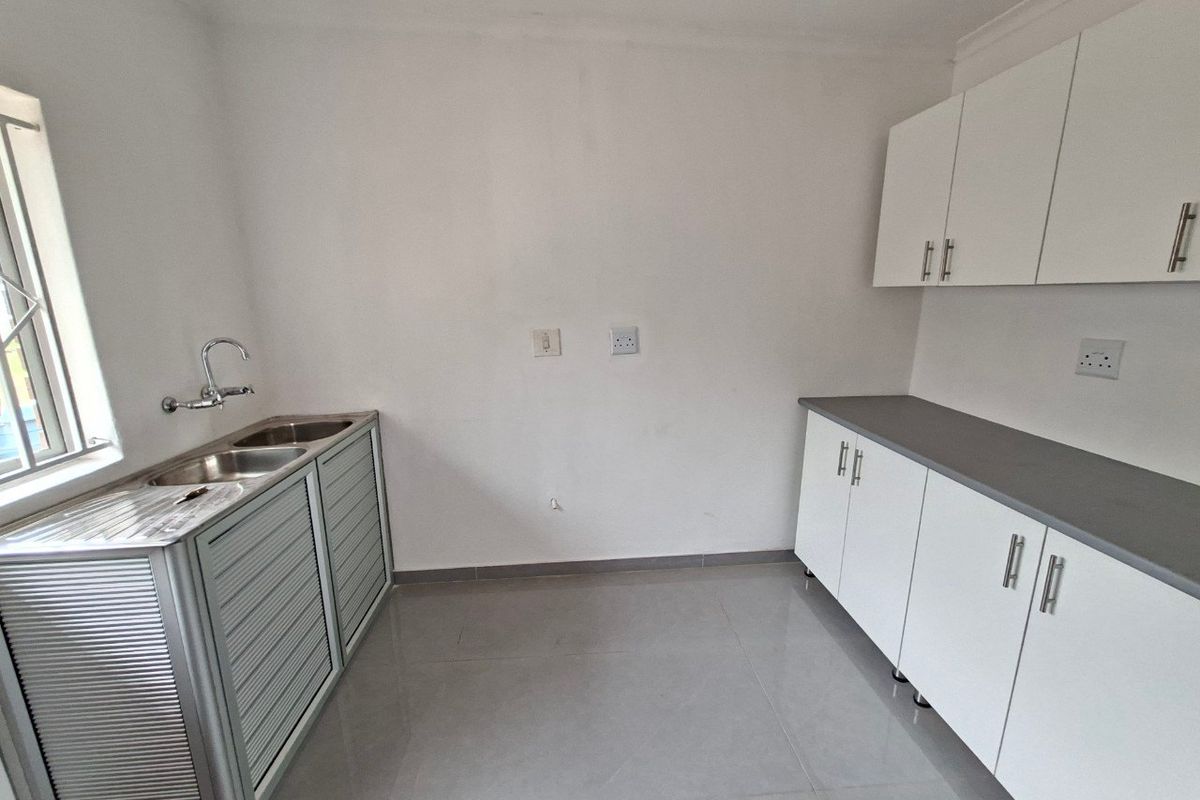 House Rental Monthly In Phoenix - Photo 3