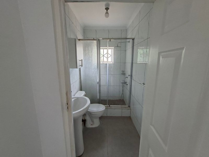 House Rental Monthly In Phoenix - Photo 6