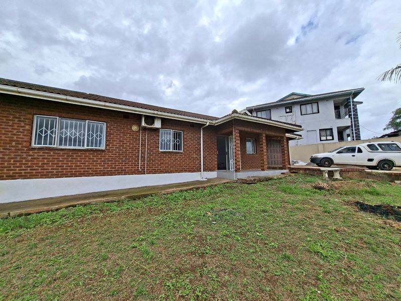 House Rental Monthly In Phoenix - Photo 2