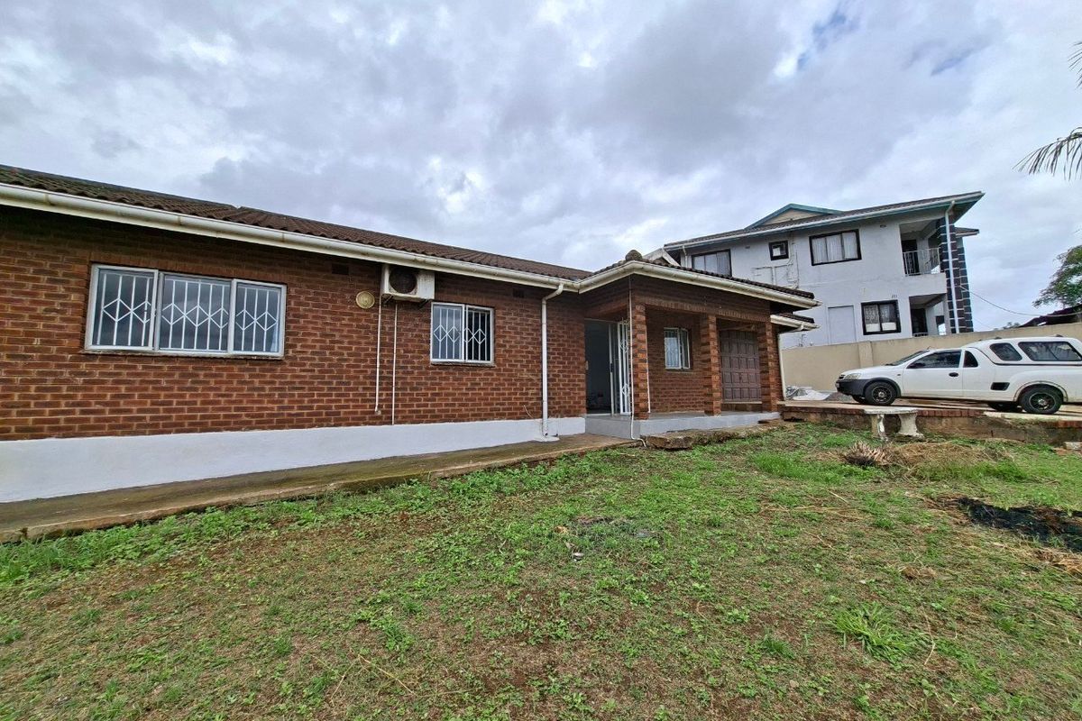 House Rental Monthly In Phoenix - Photo 2