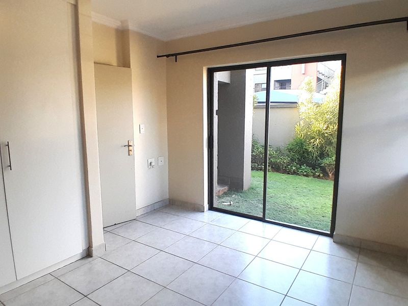 Apartment Rental Monthly In Sandton - Photo 9