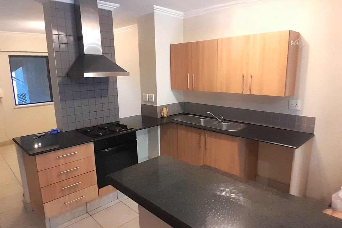 Apartment Rental Monthly In Sandton - Photo 4