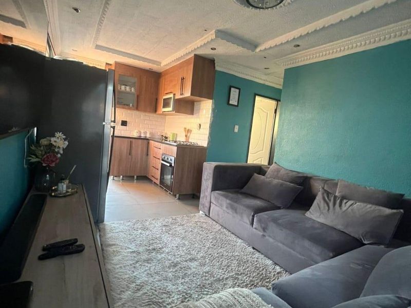 House For Sale In Soshanguve - Photo 5