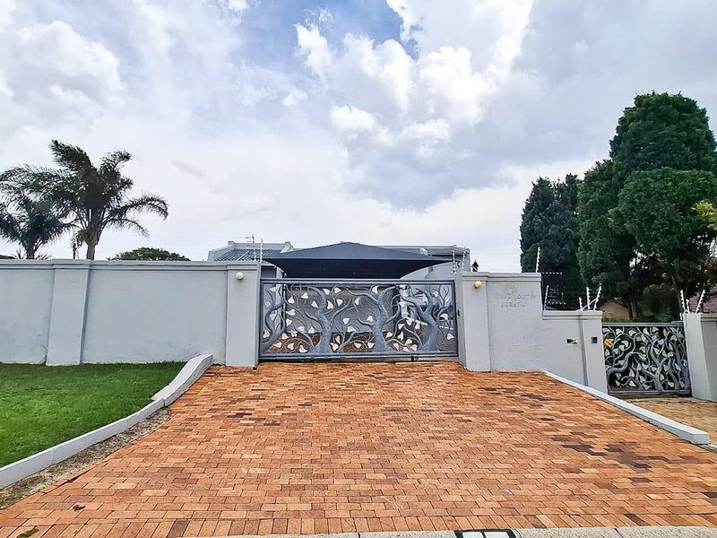 House Rental Monthly In Krugersdorp - Photo 2
